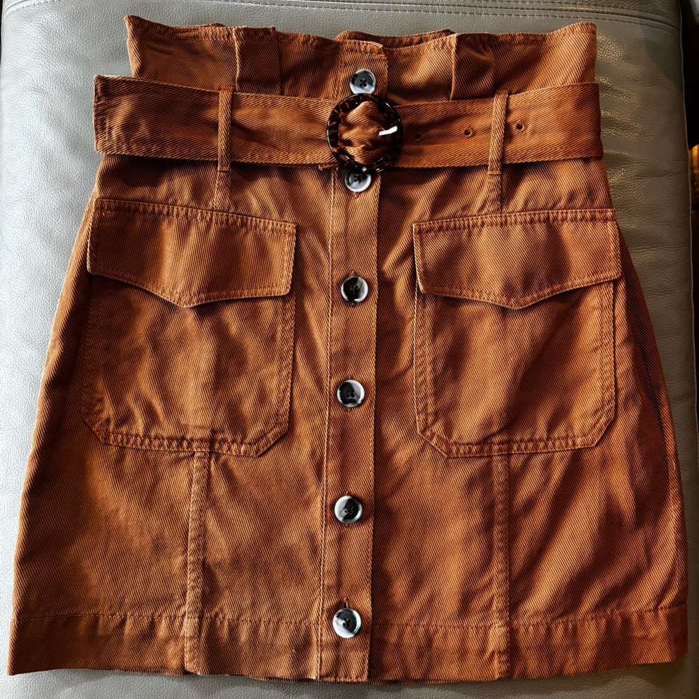 Banana Republic belted paper bag mini skirt, cinnamon brown in color